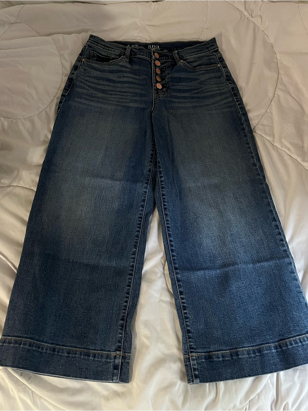 a.n.a Dark Blue Wide-Leg Cropped Jeans